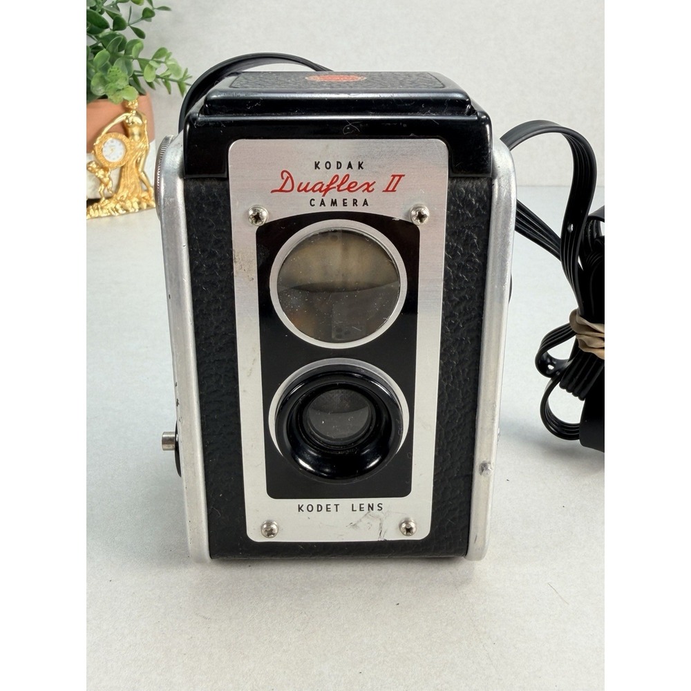 Vintage Kodak Duaflex II TLR Camera Kodet Lens 620 Film Mid Century Collector